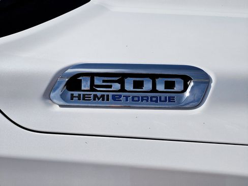 Used 2022 RAM 1500 Limited AWD/4WD image 7