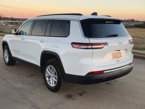 New 2025 Jeep Grand Cherokee L Laredo w/ Luxury Tech Group I image 7