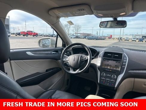 Used 2017 Lincoln MKC Reserve image 12