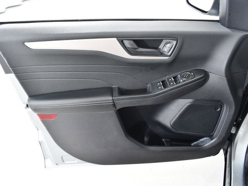 Used 2022 Ford Escape SE w/ Convenience Package image 25