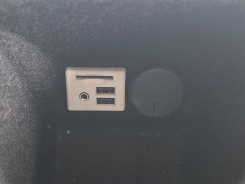 Used 2014 Cadillac SRX FWD image 28