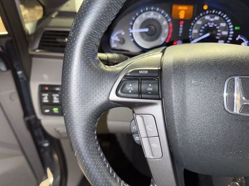 Used 2011 Honda Odyssey Touring Elite image 26