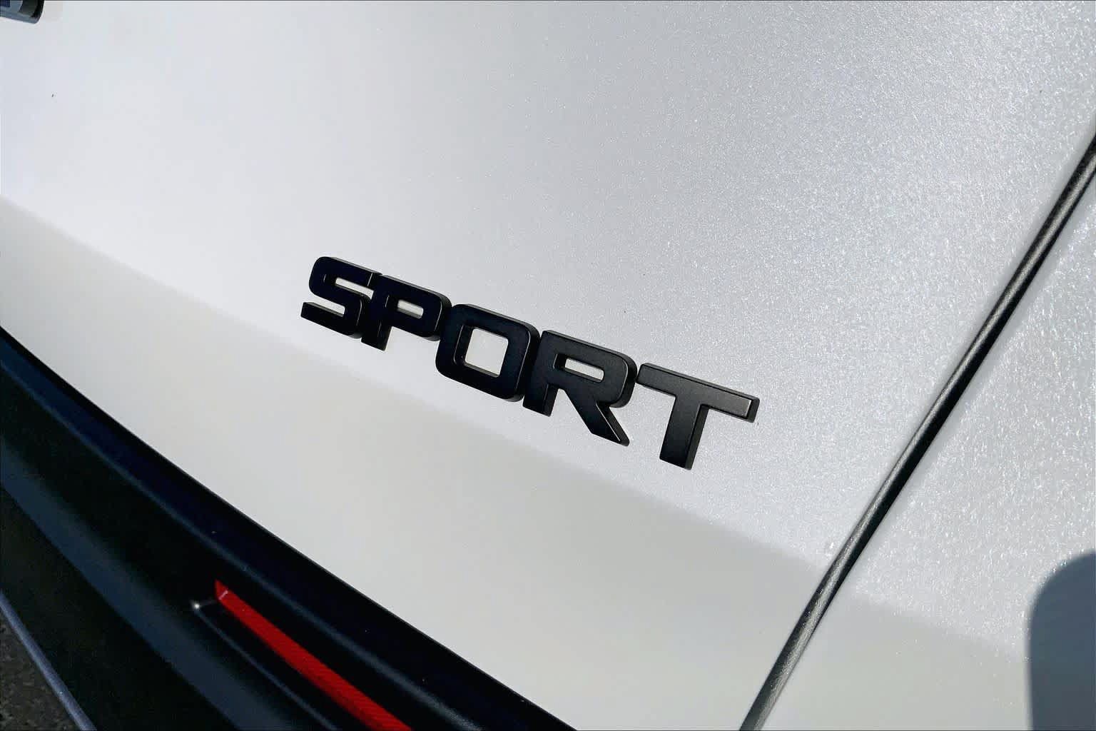 Used 2023 Honda HR-V Sport image 9