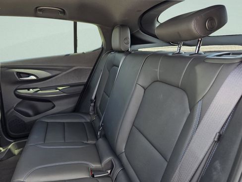 Used 2025 Buick Envista Sport Touring w/ Convenience I Package image 23