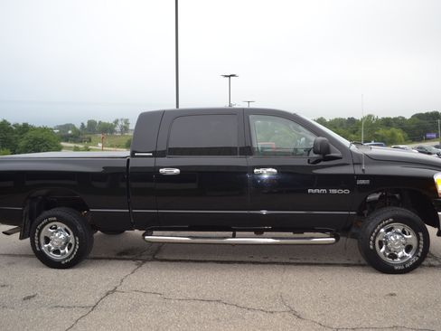 Used 2006 Dodge Ram 1500 Truck SLT w/ Trailer Tow Group AWD/4WD image 3