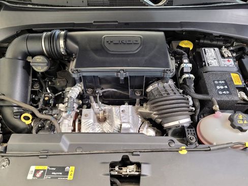 Used 2024 Jeep Compass Latitude image 30