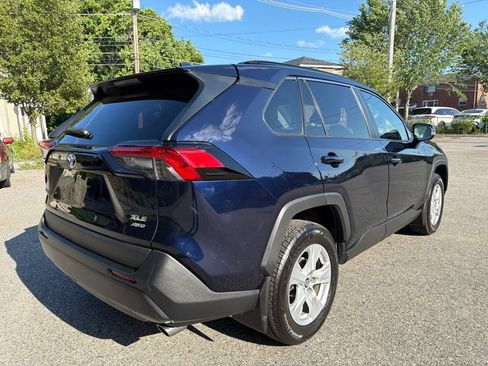 Used 2020 Toyota RAV4 XLE w/ Convenience Package AWD/4WD image 7