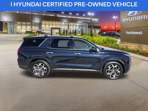 Used 2022 Hyundai Palisade Calligraphy w/ Winter Package image 6
