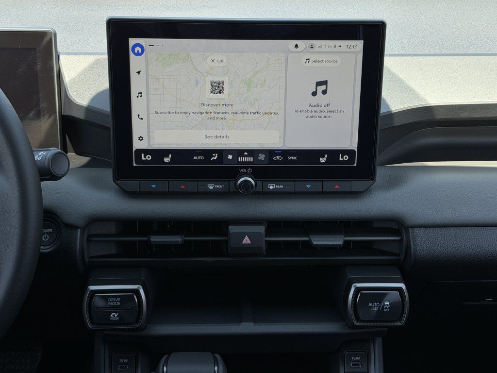 Used 2026 Toyota RAV4 SE FWD image 18