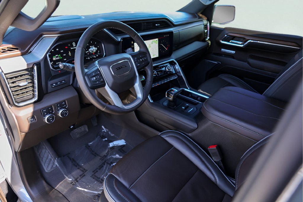 Used 2023 GMC Sierra 1500 Denali w/ Denali Reserve Package AWD/4WD image 13