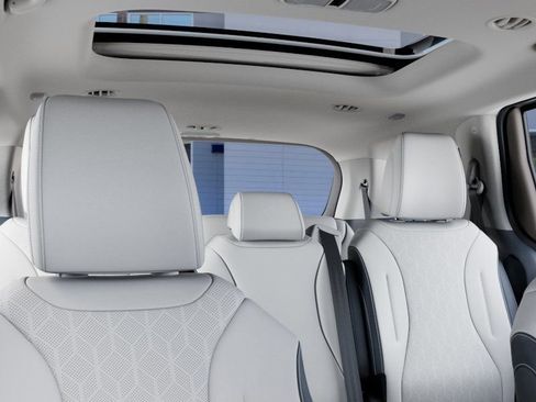 New 2026 Kia Carnival SX FWD image 27