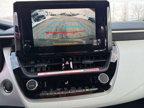 New 2026 Toyota Corolla SE image 9