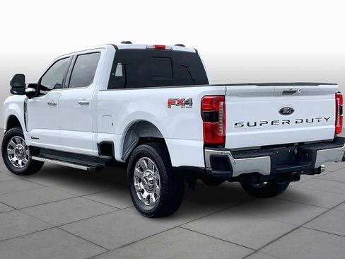 Used 2023 Ford F250 Lariat w/ Chrome Package image 11
