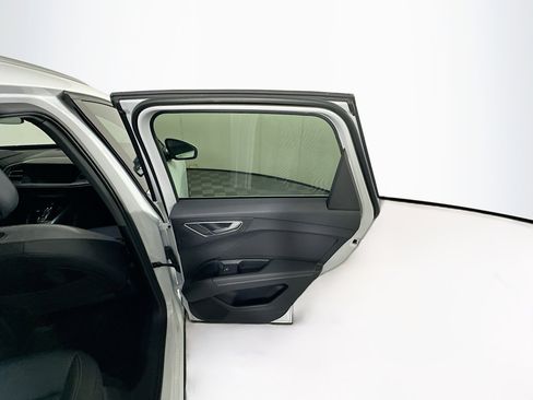 Used 2023 Audi Q4 e-tron Premium Plus w/ Premium Plus image 30