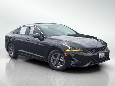 Used 2021 Kia K5 LXS FWD image 1