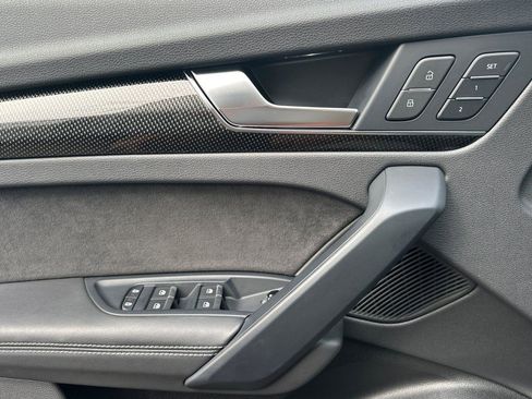 Used 2023 Audi SQ5 Premium Plus w/ Premium Plus Package image 10