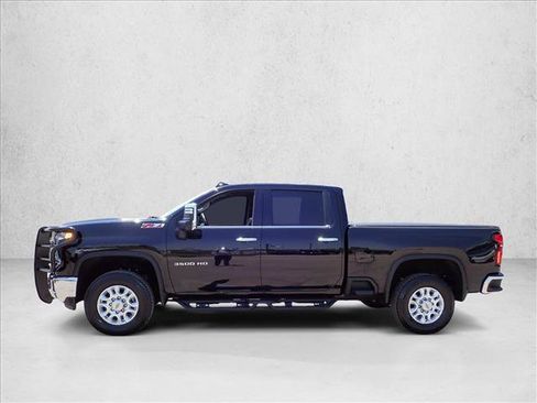 Used 2025 Chevrolet Silverado 3500 LTZ w/ LTZ Premium Package AWD/4WD image 2