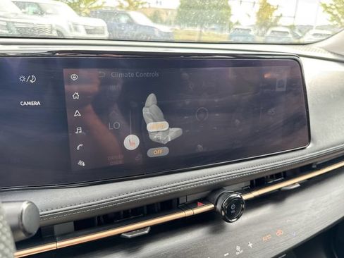 Certified 2024 Nissan Ariya AWD image 34