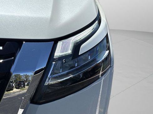 Certified 2023 Nissan Pathfinder SL w/ SL Premium Package image 23