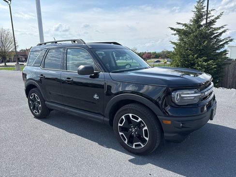 Used 2024 Ford Bronco Sport Outer Banks w/ Tech Package image 1