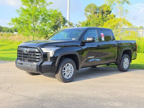 New 2026 Toyota Tundra SR5 w/ SR5 Premium Package AWD/4WD image 33