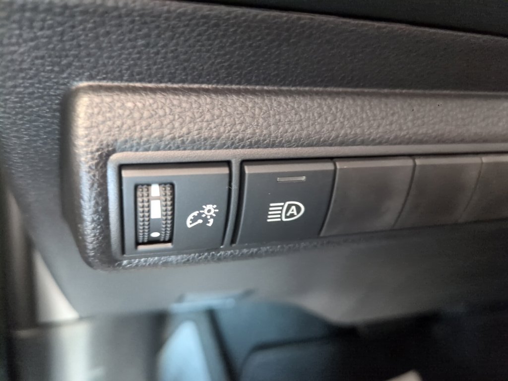 New 2027 Toyota Corolla LE FWD image 18