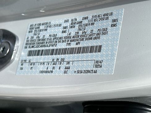 Used 2025 Lincoln Corsair Reserve FWD image 31