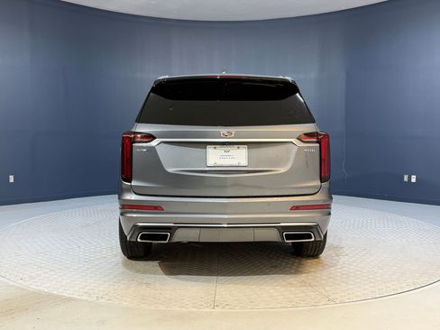 Used 2021 Cadillac XT6 Premium Luxury image 10
