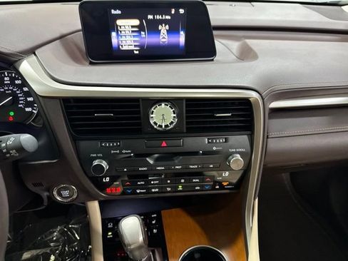 Used 2019 Lexus RX 350 FWD w/ Premium Package image 18