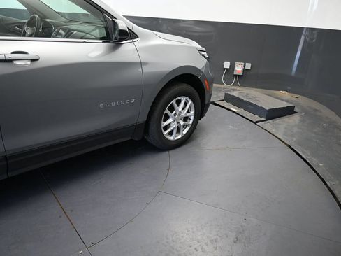 Used 2024 Chevrolet Equinox LT AWD/4WD image 24