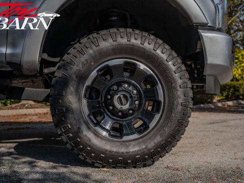 Used 2022 Ford F350 Platinum image 17