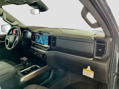 Used 2025 Chevrolet Silverado 1500 LT w/ Protection Package RWD image 29