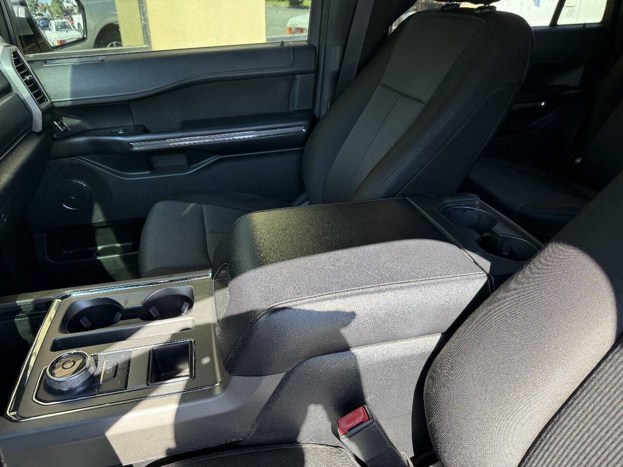 Used 2019 Ford Expedition Max XLT RWD image 6