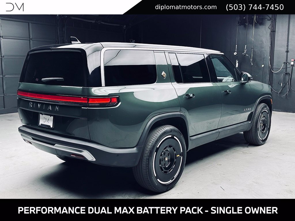 Used 2025 Rivian R1S Adventure Dual AWD/4WD image 6