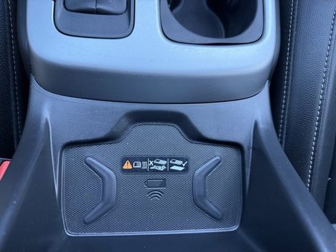 Used 2020 Chevrolet Colorado ZR2 image 32