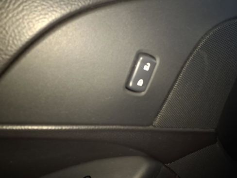 Used 2007 Chevrolet Corvette Coupe image 12