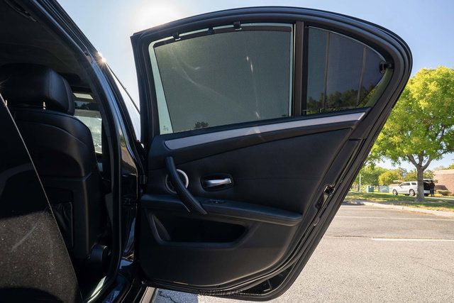 Used 2010 BMW M5 RWD image 38