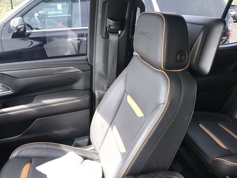 Used 2023 GMC Yukon AT4 w/ AT4 Premium Package image 25