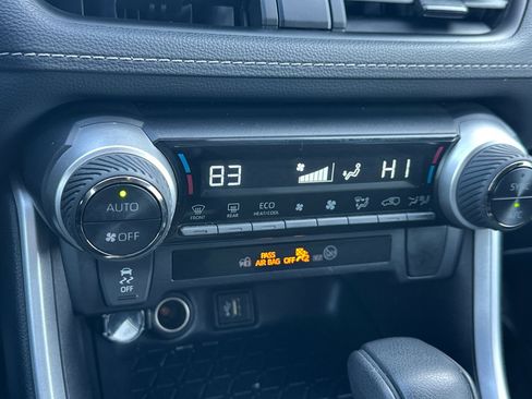 Used 2024 Toyota RAV4 XLE image 29