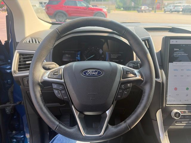 Used 2023 Ford Edge SEL AWD/4WD image 12
