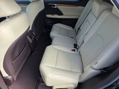 Used 2020 Lexus RX 350L FWD w/ Premium Package image 10