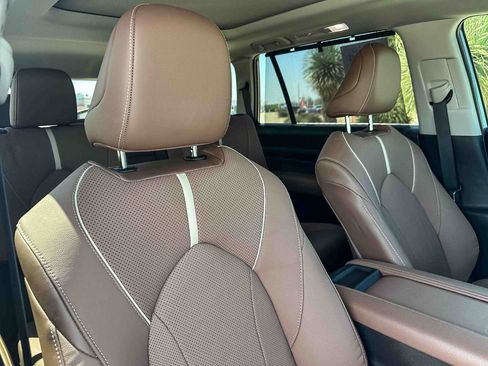 Certified 2025 Toyota Grand Highlander AWD image 25