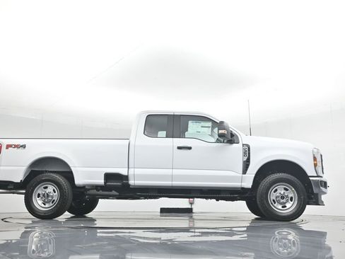 New 2026 Ford F350 XL w/ FX4 Off-Road Package image 48