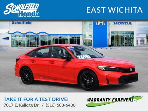 Used 2025 Honda Civic Sport image 1