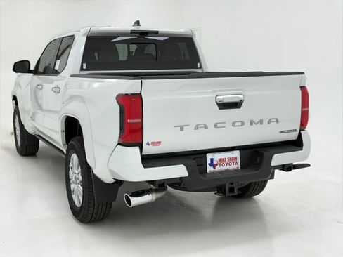 New 2026 Toyota Tacoma Limited AWD/4WD image 38