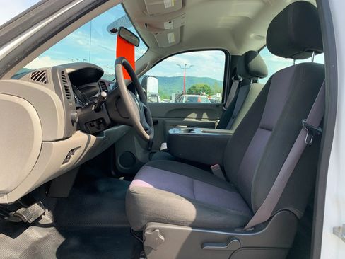 Used 2012 Chevrolet Silverado 2500 W/T RWD image 10