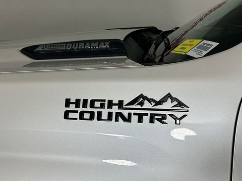 Used 2024 Chevrolet Silverado 3500 High Country w/ High Country Premium Package image 29