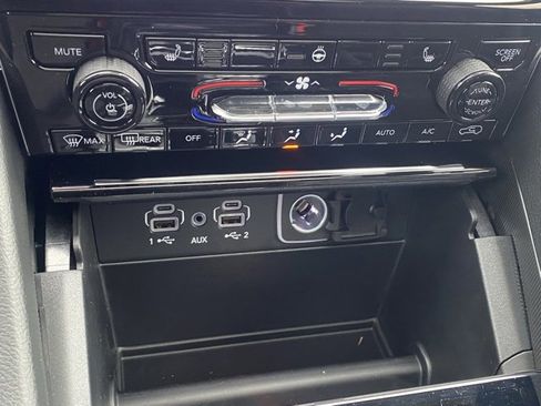 New 2025 Jeep Grand Cherokee Limited image 23