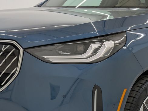 New 2026 BMW X3 xDrive30 w/ Premium Package image 11