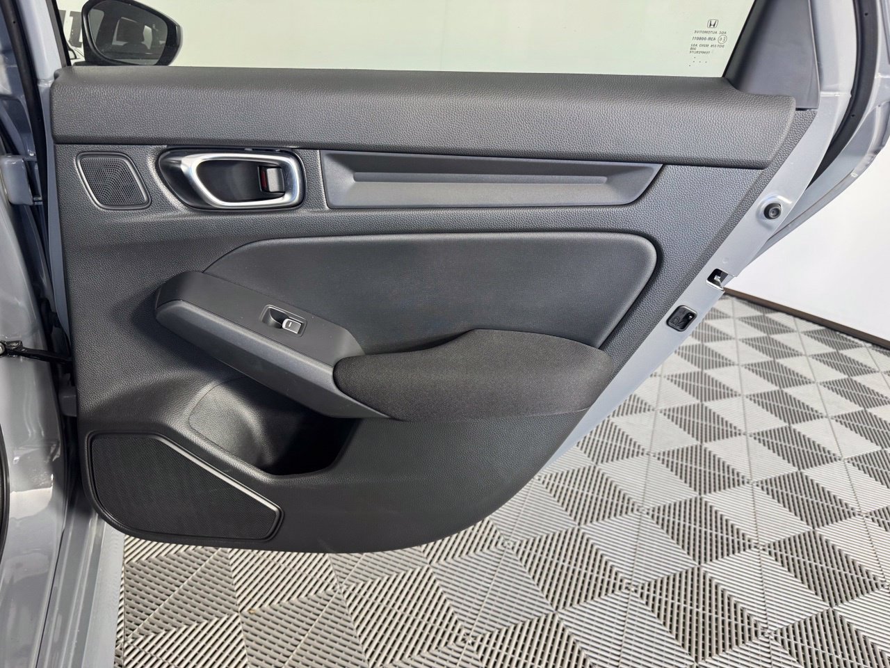 Used 2025 Honda Civic Sport image 26